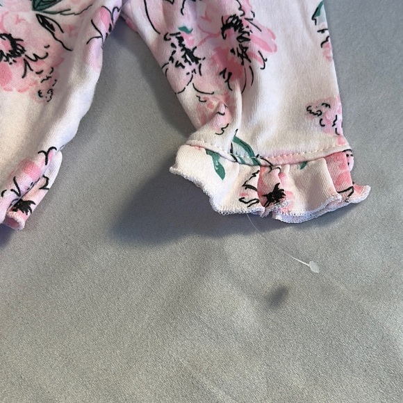 Little Me - NWOT - Dream Floral Pink and Green Footie One Piece Sleeper - Picture 4 of 5